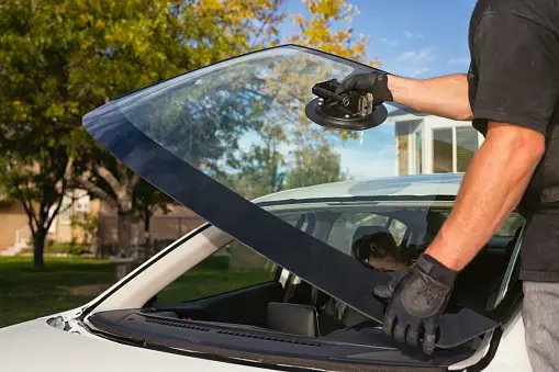 Windshield Repair Manhattan Beach CA Professional Auto Glass Replacement and Services with Torrance Car Glass
